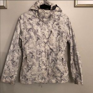 Under Armour Ski/Snowboard Winter Sz Small